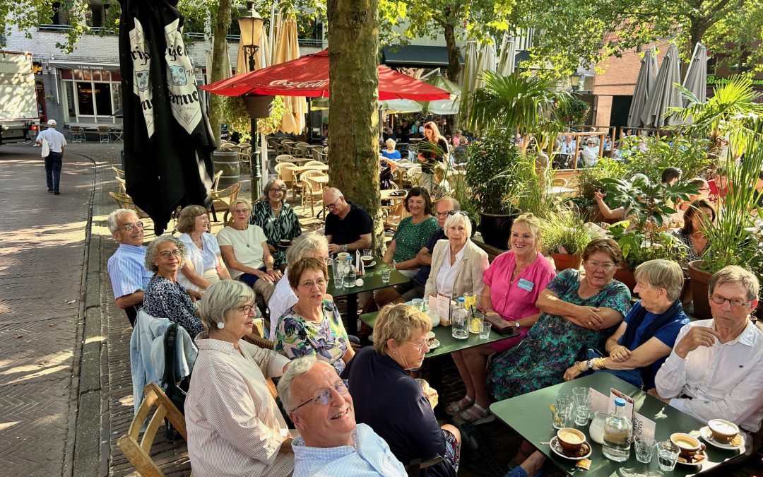 Nazomer aan het Onze Lieve Vrouwekerkhof